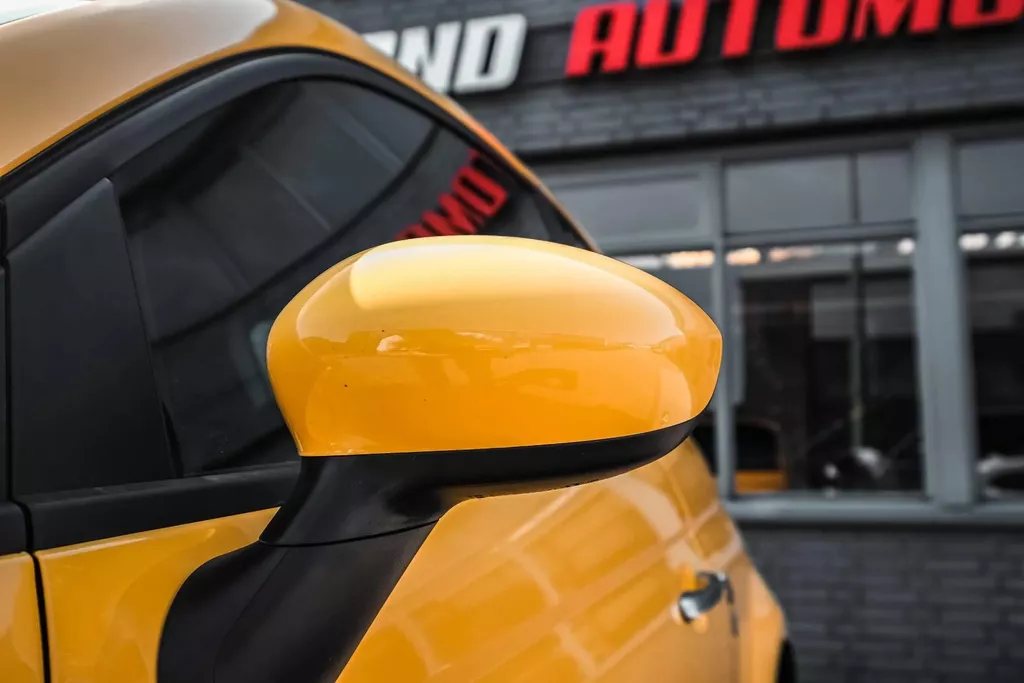 
								Abarth 595 1.4 T-Jet Abarth 595 vol									