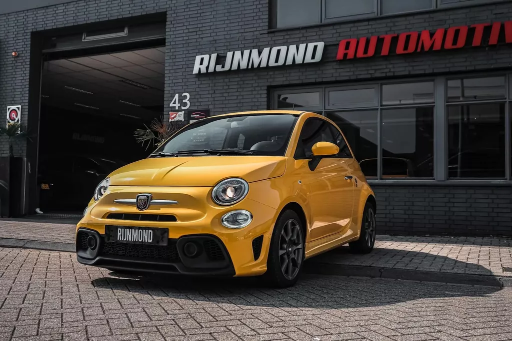 
								Abarth 595 1.4 T-Jet Abarth 595 vol									
