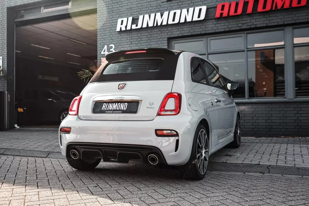 
								Abarth 595C Cabrio1.4 T-Jet Abarth Turismo vol									