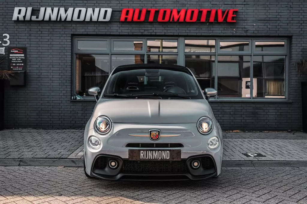 
								Abarth 595C Cabrio1.4 T-Jet Abarth Turismo vol									