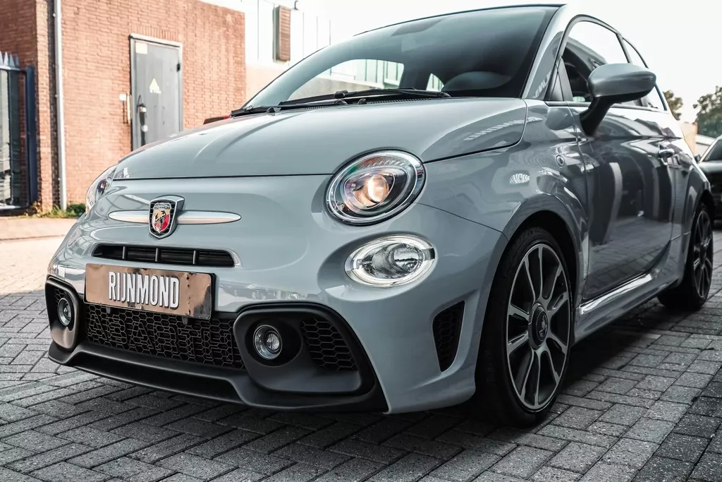 
								Abarth 595C Cabrio1.4 T-Jet Abarth Turismo vol									