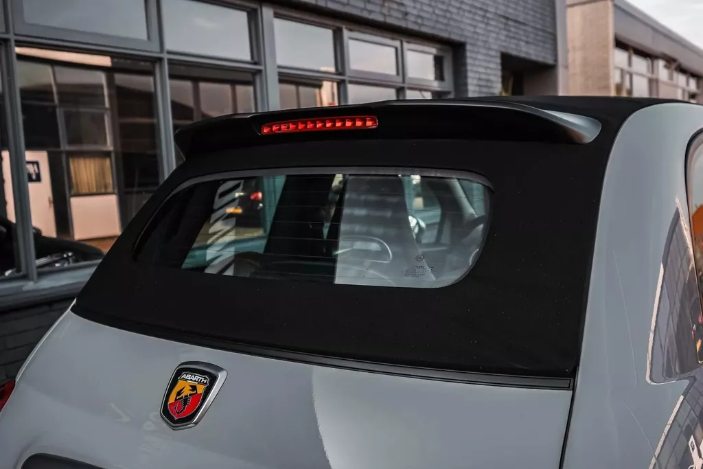
								Abarth 595C Cabrio1.4 T-Jet Abarth Turismo vol									