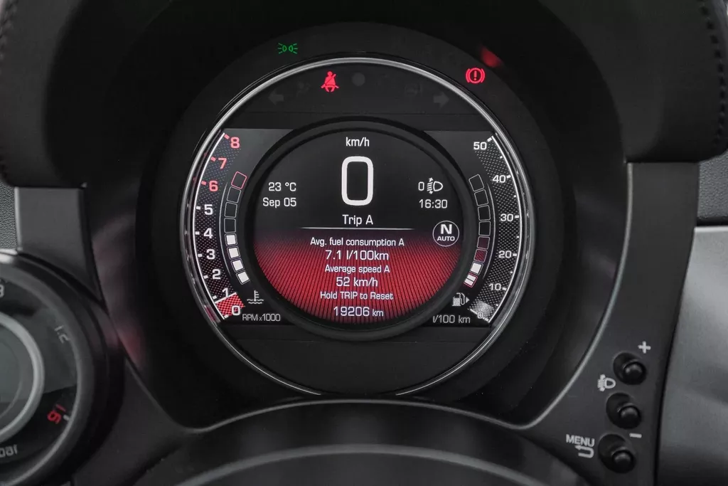 
								Abarth 595C Cabrio1.4 T-Jet Abarth Turismo vol									