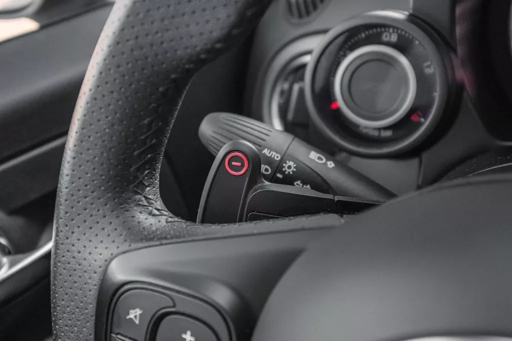 
								Abarth 595C Cabrio1.4 T-Jet Abarth Turismo vol									