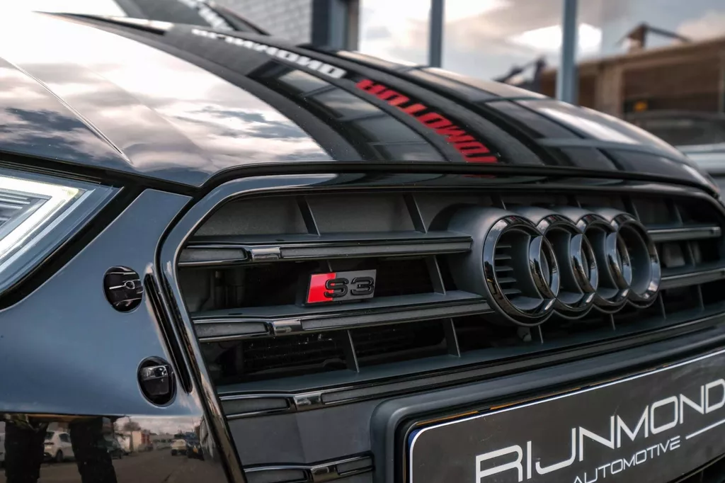 
								Audi S3 Limousine 2.0 TFSI S3 quattro Pro Line Plus Alarm Klasse 3|Pano|Acc|Keyless|Lane-Assist|Camera|Navi| vol									