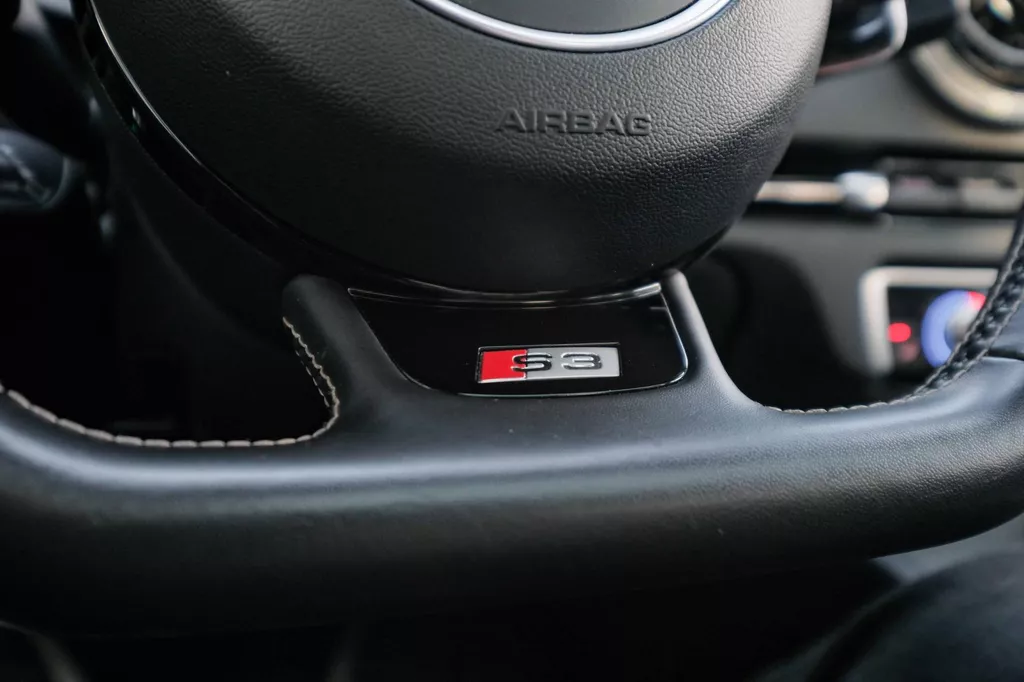 
								Audi S3 Limousine 2.0 TFSI S3 quattro Pro Line Plus Alarm Klasse 3|Pano|Acc|Keyless|Lane-Assist|Camera|Navi| vol									