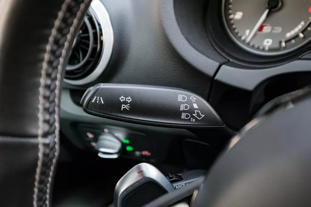 
								Audi S3 Limousine 2.0 TFSI S3 quattro Pro Line Plus Alarm Klasse 3|Pano|Acc|Keyless|Lane-Assist|Camera|Navi| vol									