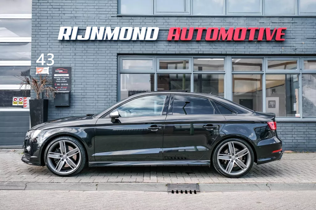 
								Audi S3 Limousine 2.0 TFSI S3 quattro Pro Line Plus Alarm Klasse 3|Pano|Acc|Keyless|Lane-Assist|Camera|Navi| vol									