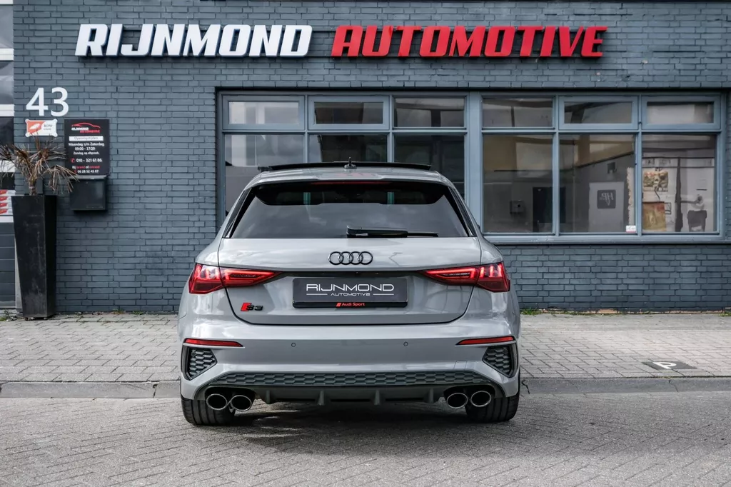 
Audi s3 Sportback 2.0 TFSI S3 quattro |Head-Up|Pano|Acc|Camera|Alarm| vol									