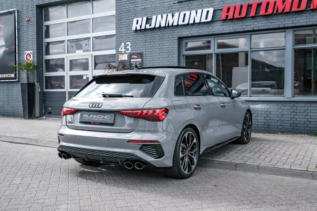 
Audi s3 Sportback 2.0 TFSI S3 quattro |Head-Up|Pano|Acc|Camera|Alarm| vol									