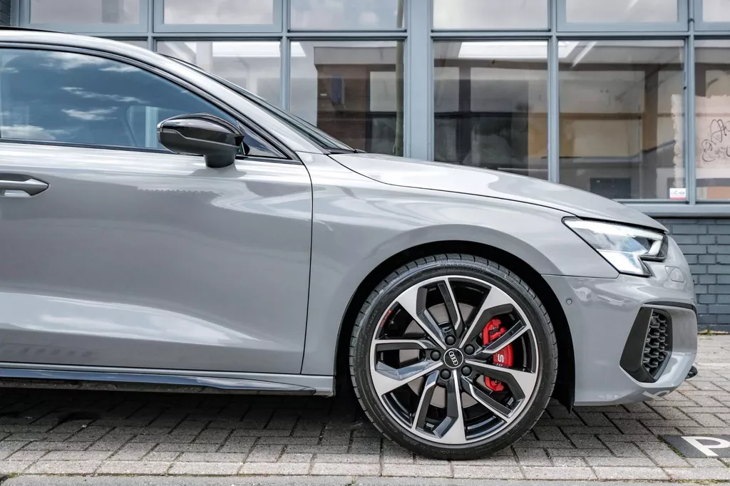 
Audi s3 Sportback 2.0 TFSI S3 quattro |Head-Up|Pano|Acc|Camera|Alarm| vol									