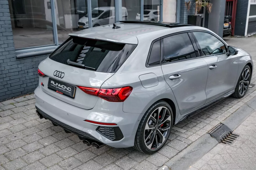 
Audi s3 Sportback 2.0 TFSI S3 quattro |Head-Up|Pano|Acc|Camera|Alarm| vol									