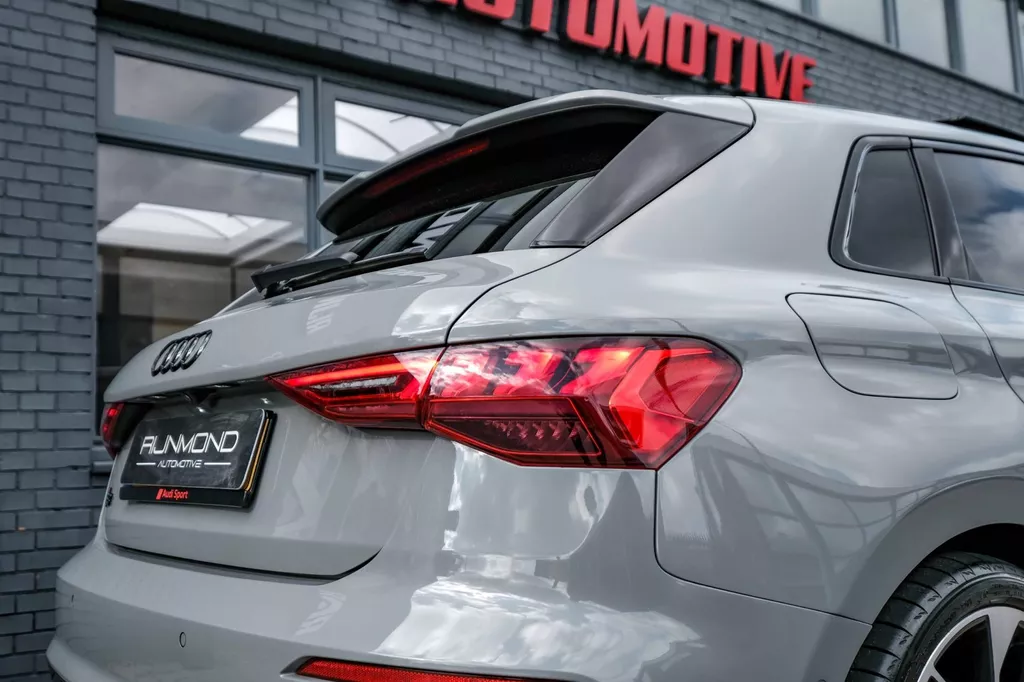 
Audi s3 Sportback 2.0 TFSI S3 quattro |Head-Up|Pano|Acc|Camera|Alarm| vol									