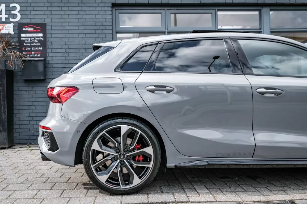 
Audi s3 Sportback 2.0 TFSI S3 quattro |Head-Up|Pano|Acc|Camera|Alarm| vol									