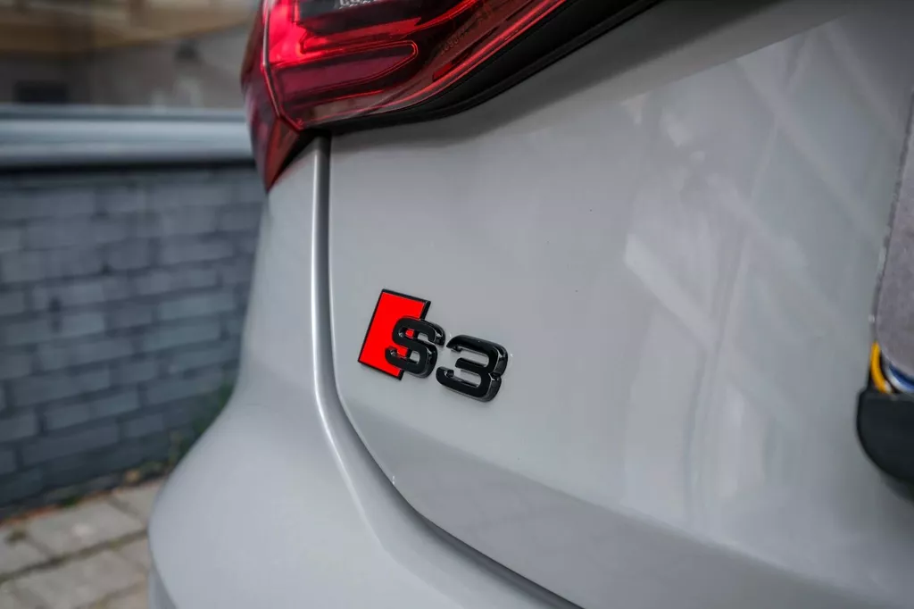 
Audi s3 Sportback 2.0 TFSI S3 quattro |Head-Up|Pano|Acc|Camera|Alarm| vol									