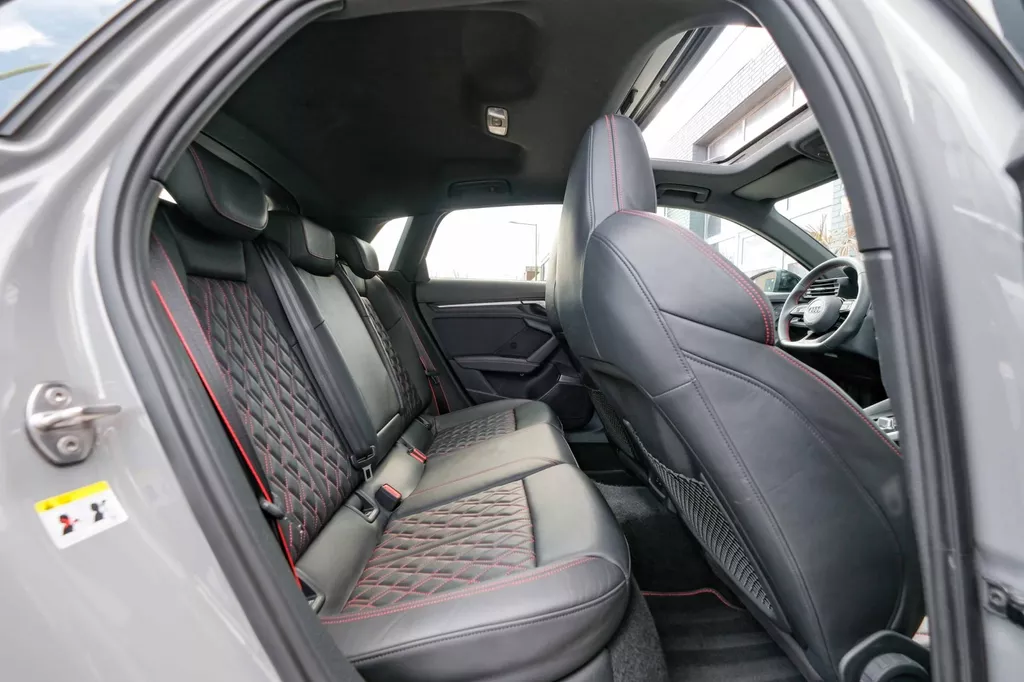 
Audi s3 Sportback 2.0 TFSI S3 quattro |Head-Up|Pano|Acc|Camera|Alarm| vol									