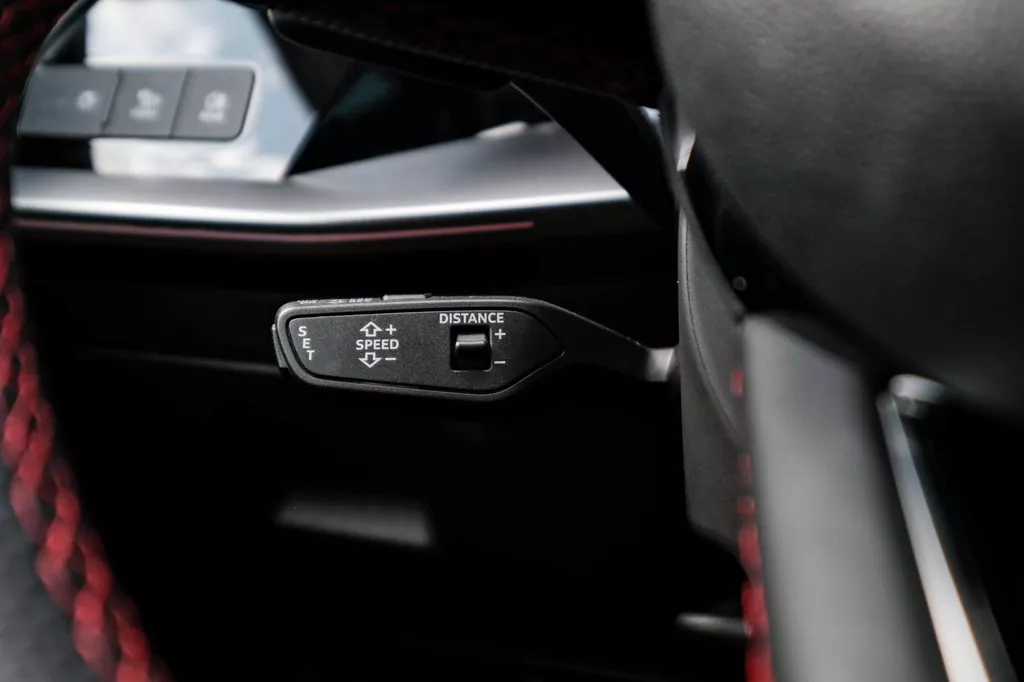 
Audi s3 Sportback 2.0 TFSI S3 quattro |Head-Up|Pano|Acc|Camera|Alarm| vol									