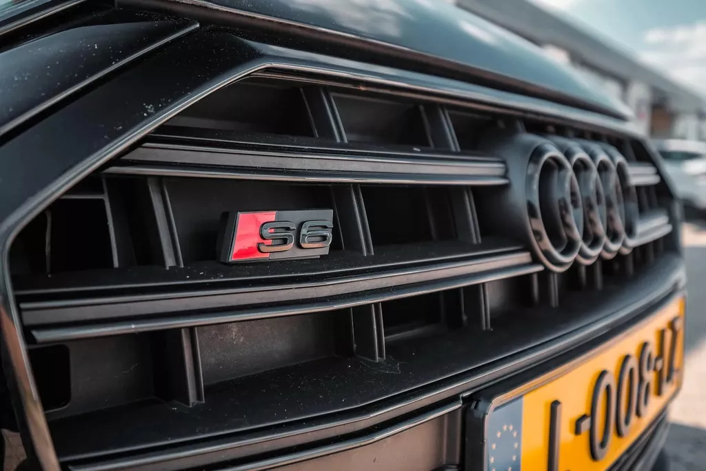 
								Audi S6 Avant TDI Quattro Pano I B&O I Virtual Dash I HUD vol									