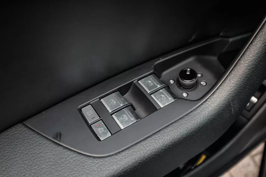 
								Audi S6 Avant TDI Quattro Pano I B&O I Virtual Dash I HUD vol									
