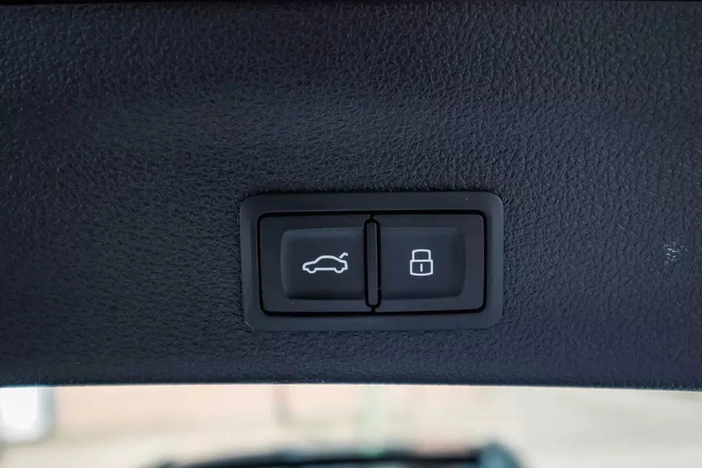 
								Audi S6 Avant TDI Quattro Pano I B&O I Virtual Dash I HUD vol									