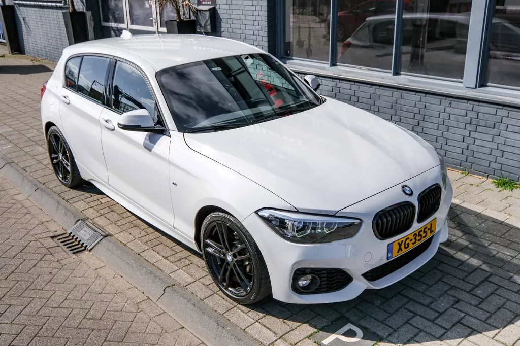 
BMW 1-serie 118i M-Pakket|Led|Cruise Control|Navi|Nederlandse Auto| vol									