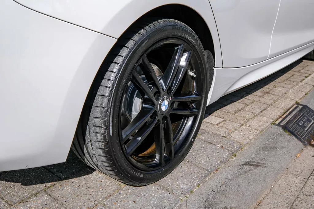 
BMW 1-serie 118i M-Pakket|Led|Cruise Control|Navi|Nederlandse Auto| vol									