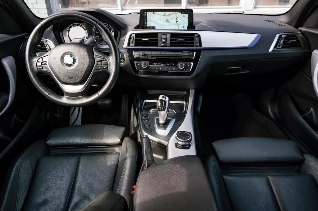 
BMW 1-serie 118i M-Pakket|Led|Cruise Control|Navi|Nederlandse Auto| vol									