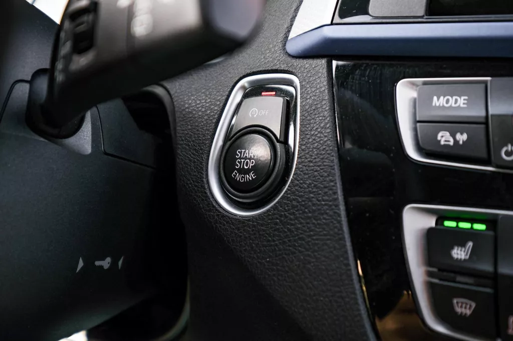 
BMW 1-serie 118i M-Pakket|Led|Cruise Control|Navi|Nederlandse Auto| vol									