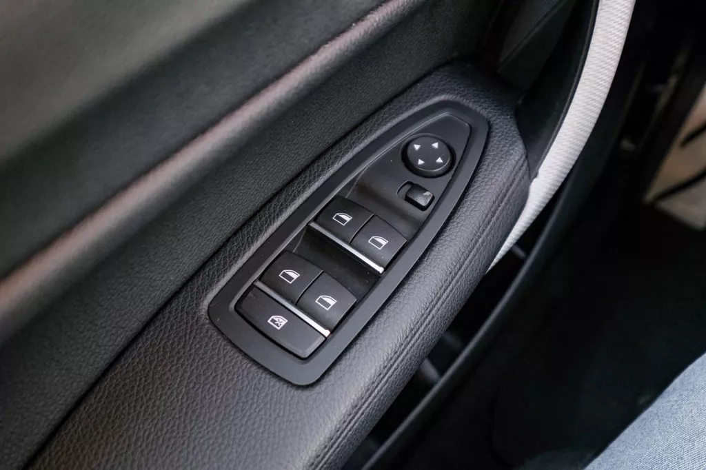 
BMW 1-serie 118i M-Pakket|Led|Cruise Control|Navi|Nederlandse Auto| vol									