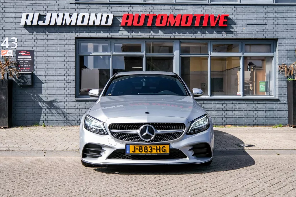 
Mercedes-Benz C-klasse 300 AMG Line |ACC|Navi|Led|Elektrischie stoelen| vol									