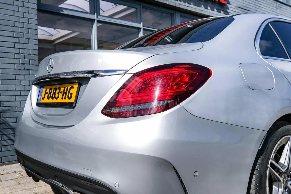 
Mercedes-Benz C-klasse 300 AMG Line |ACC|Navi|Led|Elektrischie stoelen| vol									