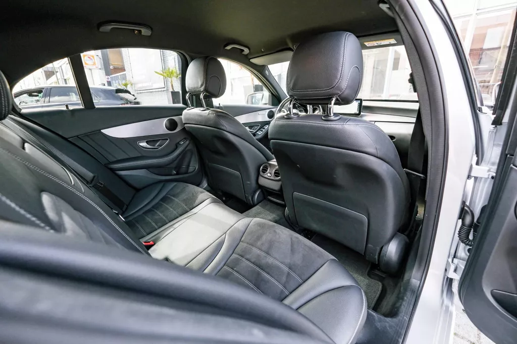 
Mercedes-Benz C-klasse 300 AMG Line |ACC|Navi|Led|Elektrischie stoelen| vol									