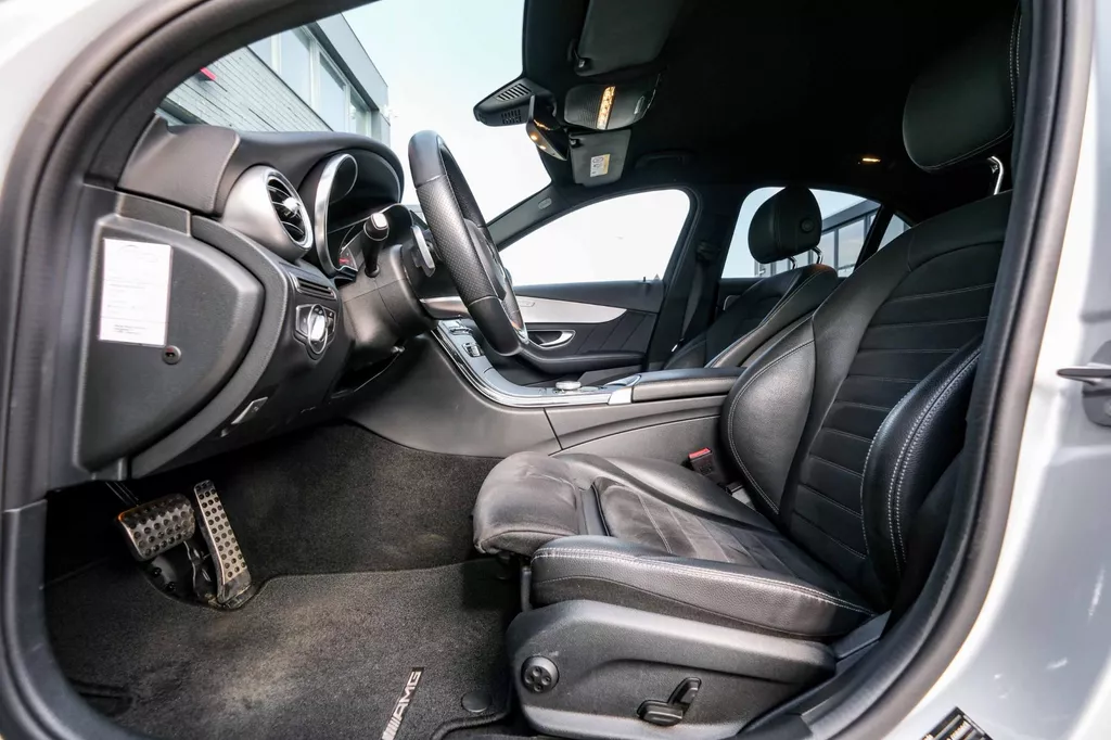 
Mercedes-Benz C-klasse 300 AMG Line |ACC|Navi|Led|Elektrischie stoelen| vol									