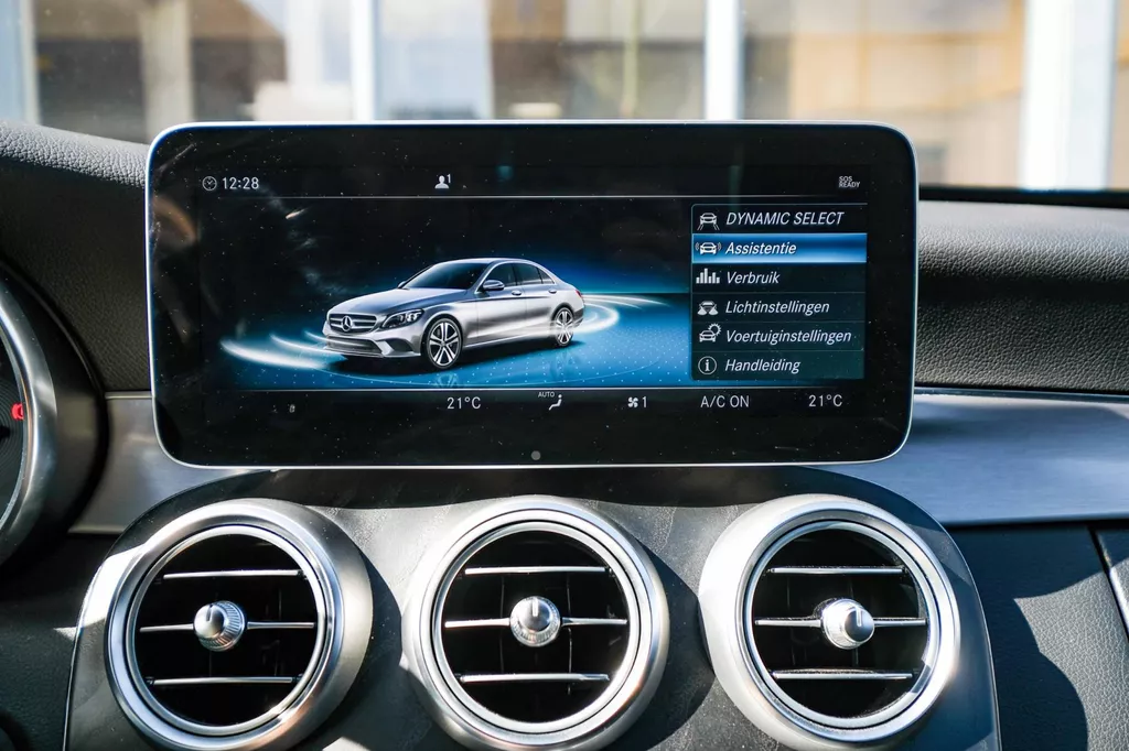 
Mercedes-Benz C-klasse 300 AMG Line |ACC|Navi|Led|Elektrischie stoelen| vol									