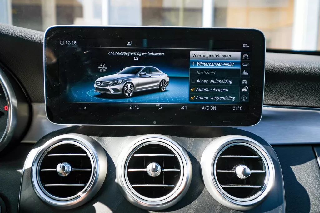 
Mercedes-Benz C-klasse 300 AMG Line |ACC|Navi|Led|Elektrischie stoelen| vol									