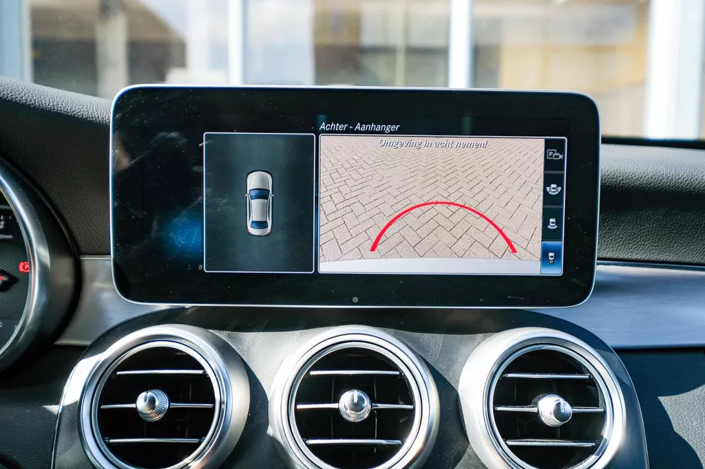 
Mercedes-Benz C-klasse 300 AMG Line |ACC|Navi|Led|Elektrischie stoelen| vol									