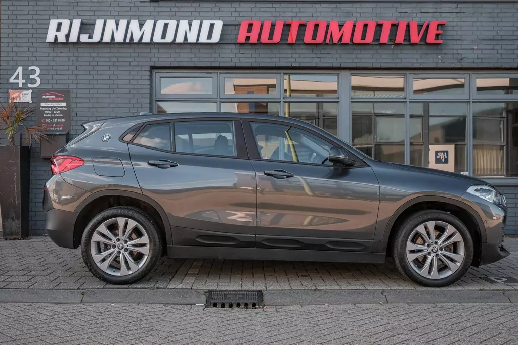 
BMW X2 1.8i sDrive Lefhebber Edition |Pano|Navi|Led| vol									