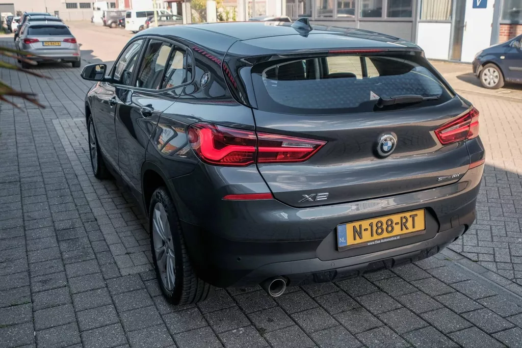 
BMW X2 1.8i sDrive Lefhebber Edition |Pano|Navi|Led| vol									