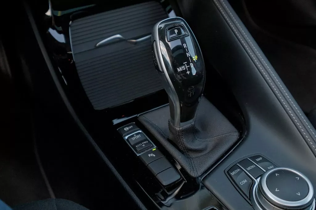 
BMW X2 1.8i sDrive Lefhebber Edition |Pano|Navi|Led| vol									