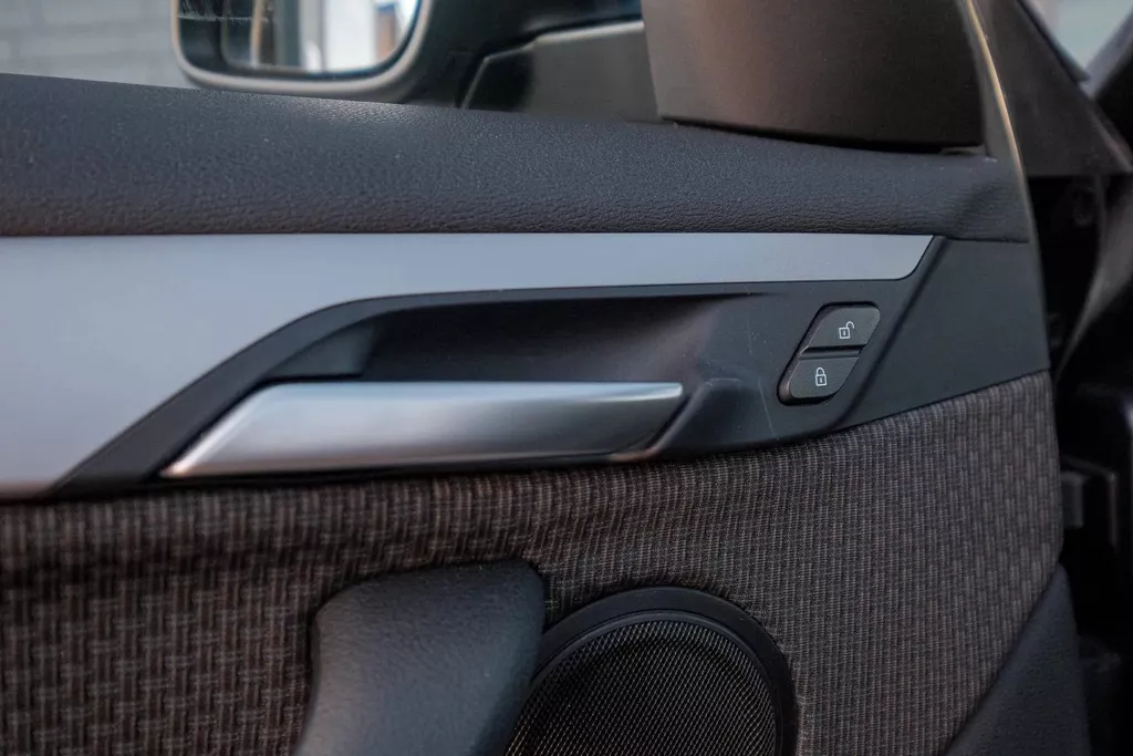 
BMW X2 1.8i sDrive Lefhebber Edition |Pano|Navi|Led| vol									