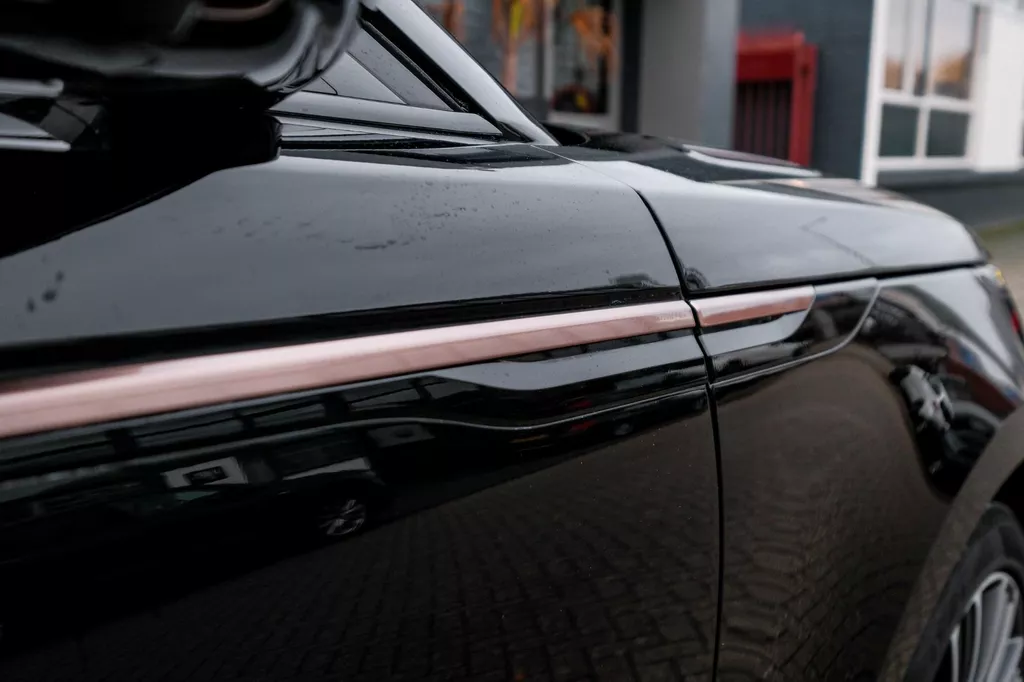 
Land Rover RANGE ROVER VELAR D240 R-Dynamic HSE |First Edition|Matrix|360 Camera|Massage|HUD| vol									