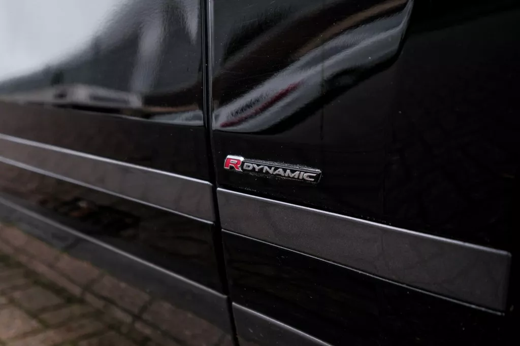 
Land Rover RANGE ROVER VELAR D240 R-Dynamic HSE |First Edition|Matrix|360 Camera|Massage|HUD| vol									