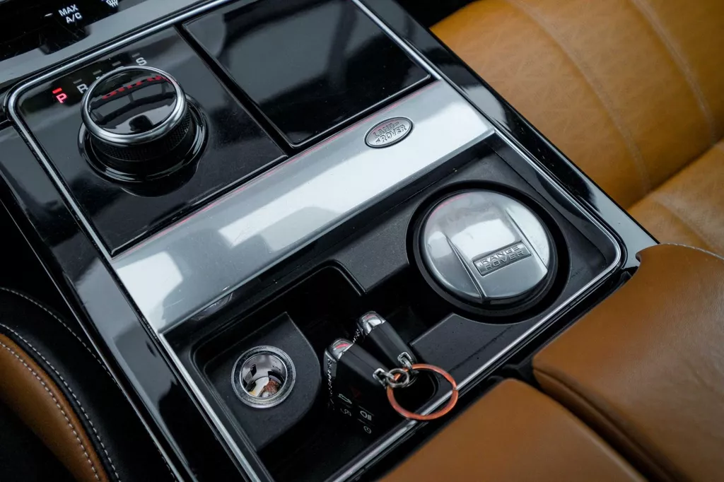 
Land Rover RANGE ROVER VELAR D240 R-Dynamic HSE |First Edition|Matrix|360 Camera|Massage|HUD| vol									