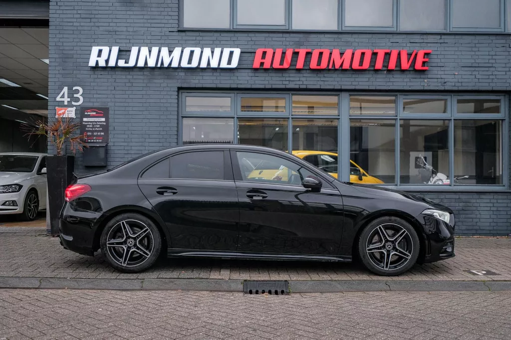 
Mercedes-Benz A-klasse 250 Premium Plus vol									