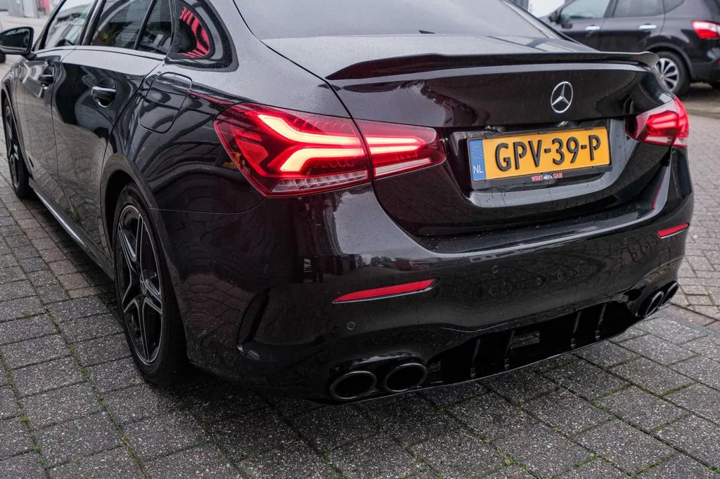 
Mercedes-Benz A-klasse 250 Premium Plus vol									