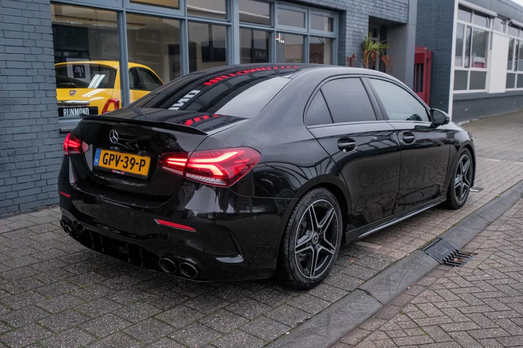 
Mercedes-Benz A-klasse 250 Premium Plus vol									