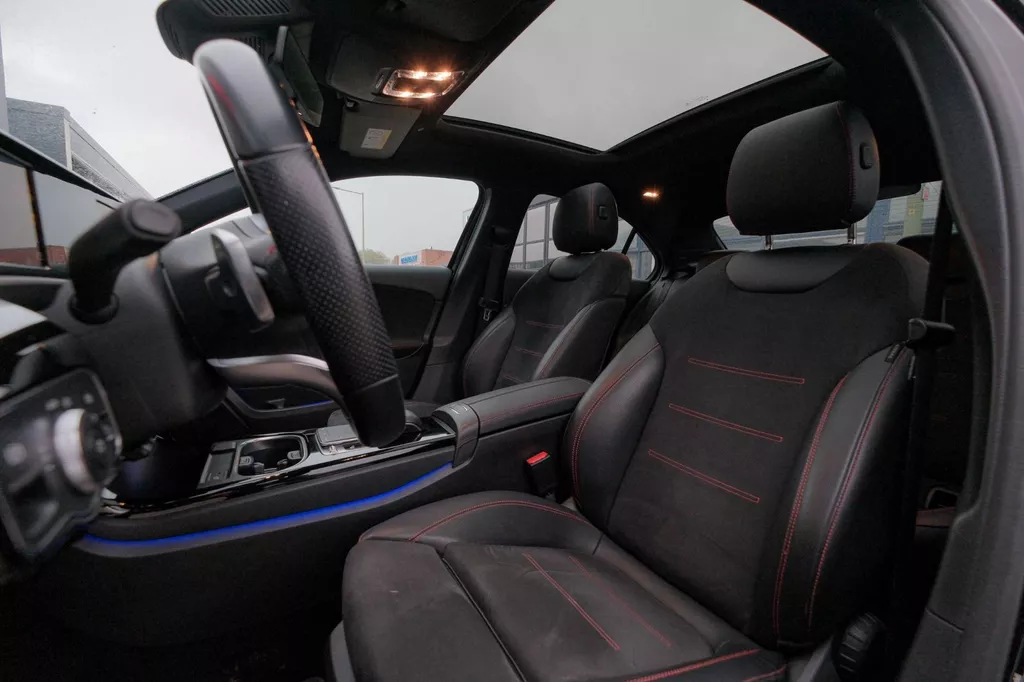 
Mercedes-Benz A-klasse 250 Premium Plus vol									