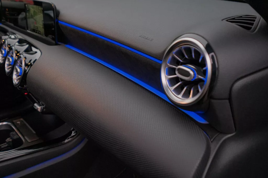 
Mercedes-Benz A-klasse 250 Premium Plus vol									