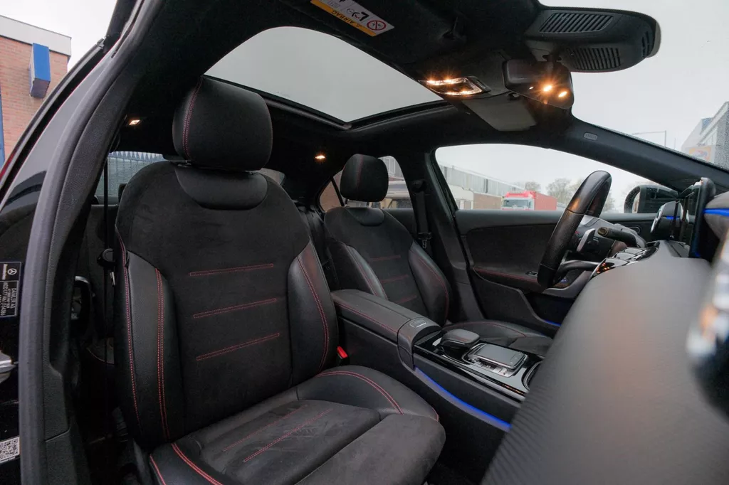 
Mercedes-Benz A-klasse 250 Premium Plus vol									