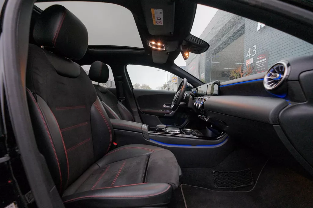 
Mercedes-Benz A-klasse 250 Premium Plus vol									